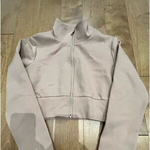 Helin Kenzie Crop athletic top